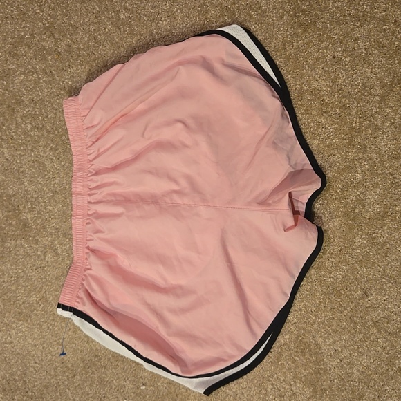 Nike Women's Pink Athletic Shorts With Black & White Strip Size Large - Picture 5 of 6